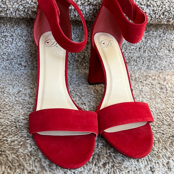 Non-Branded Women's Red Velvet Ankle Strap Heels - Picture 12 of 13